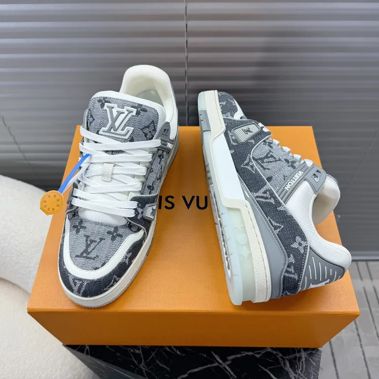 Louis Vuitton Shoe 